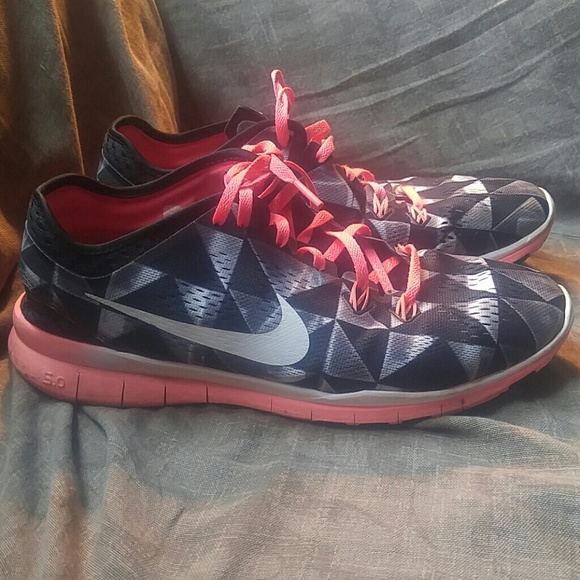 📢Final Price!! Closet Cleanout!!  Nike Free - Picture 3 of 5